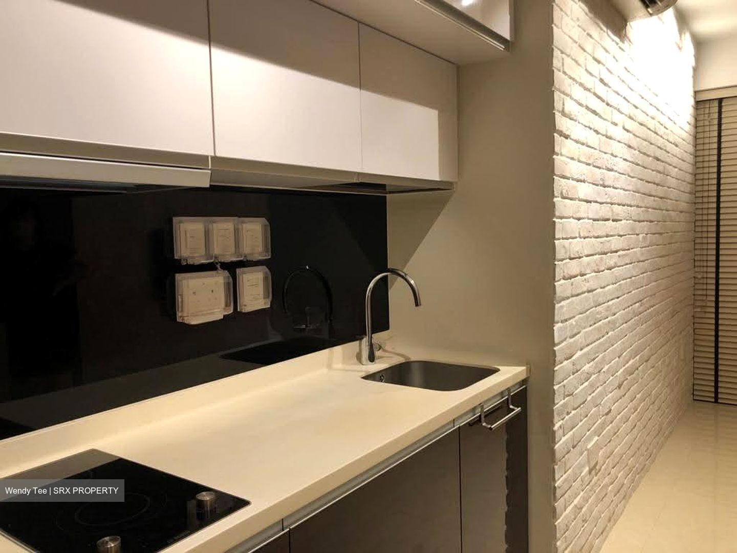 Centra Residence (D14), Apartment #577578911
